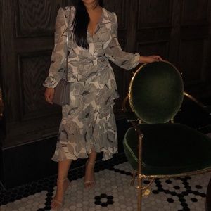 Astr Black Grey Floral Long Sleeve Ruffle Dress